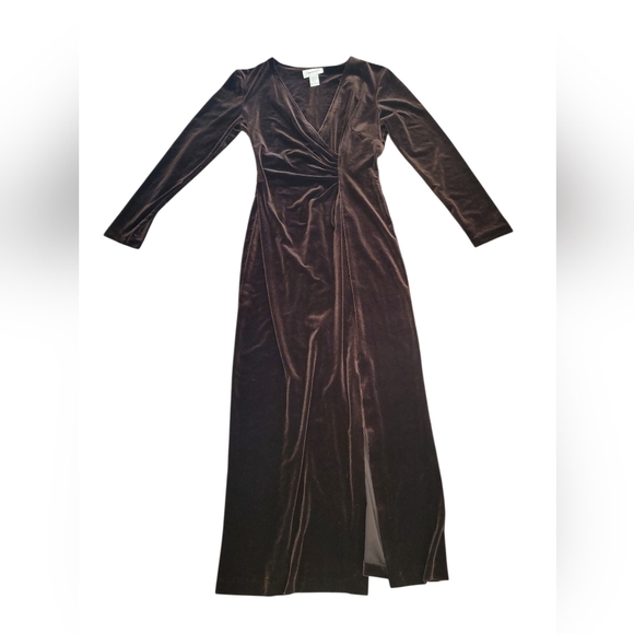 connected apparel Dresses & Skirts - Elegant Brown Velvet Faux Wrap Dress By Connected Apparel Size 10